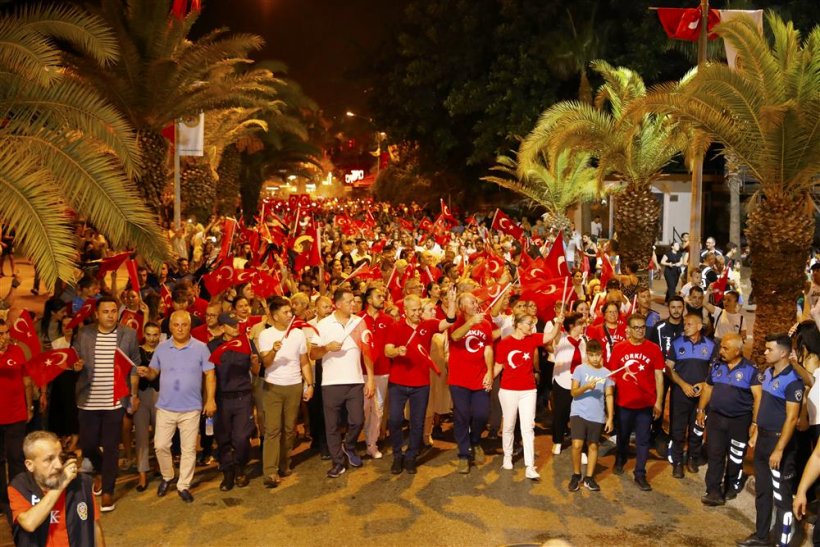 Alanya’da 30 Ağustos Zafer Bayramı coşkusu