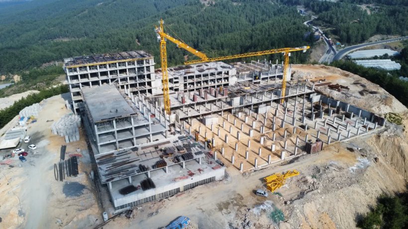 Halkın 740 milyon lirası Alanya'da dağ başına ve birilerinin cebine gömüldü!