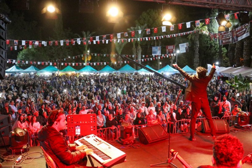 Gazipaşa Çekirdeksiz Nar ve Tropikal Meyve Festivali sona erdi