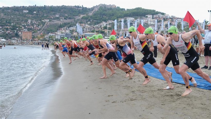 Nerde Kalmıştık? Triatlon başlıyor