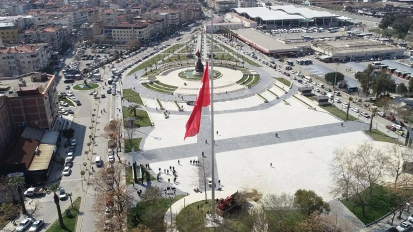 Manisa'da Devlet Bahçeli ismi meydandan kaldırıldı: Gözler Alanya'ya çevrildi