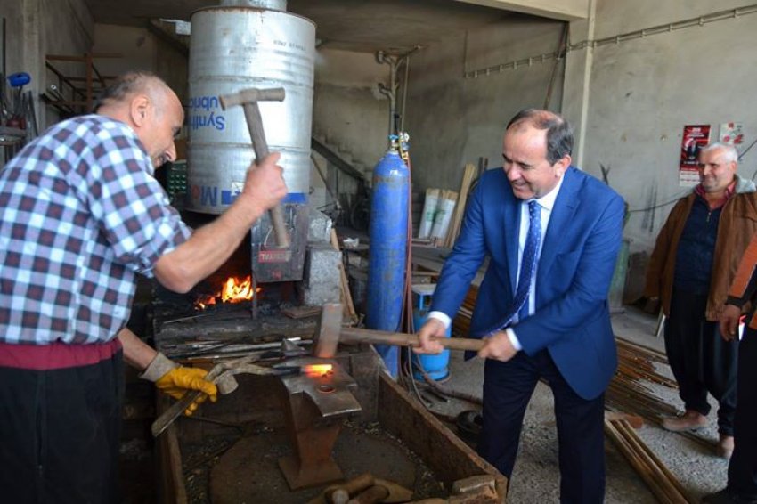 Alaattin Çakır'a Sanayi'de de yoğun ilgi ve sevgi!